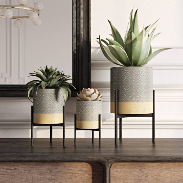 Everly Farmhouse Planters (Set of 3) - Image 2